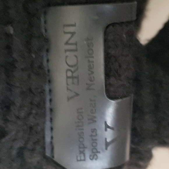 Vercini. Absolutely Beauty Black Cable Knit & Faux Fur Collared Cardigan. 2XL - Picture 9 of 16